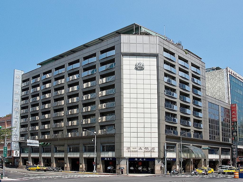 First Hotel Taipei Esterno foto